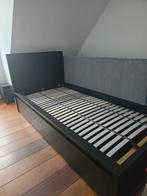 Bedframe, hoog, met 2 bedlades, zwartbruin/Lönset, 90x200 cm, Huis en Inrichting, Ophalen, Zo goed als nieuw, Matras