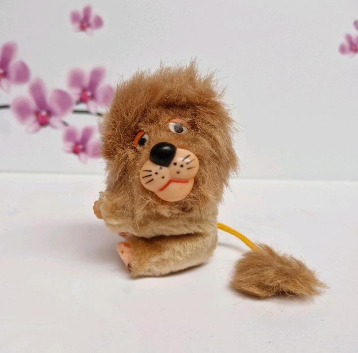 🦁 Vintage Knijp Popje, Kinderen en Baby's, Speelgoed | Knuffels en Pluche, Ophalen of Verzenden