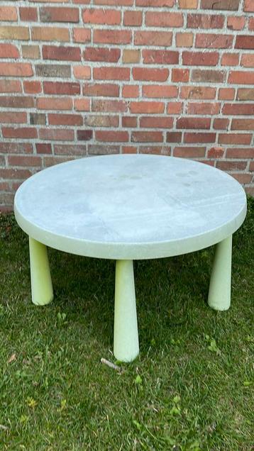 Ikea Mammut ronde speeltafel beschikbaar voor biedingen