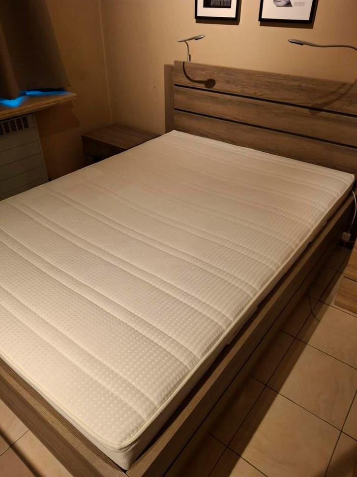 Chambre à vendre, Maison & Meubles, Chambre à coucher | Matelas & Sommiers, Matelas, Enlèvement