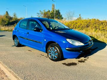 Peugeot 206 benzine euro 4 gekeurd voor verkoop met carpas