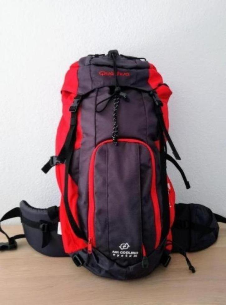 Sac à dos rouge DECATHLON 40 litres., Bijoux, Sacs & Beauté, Sacs | Sacs à dos, Neuf, Autres marques, 25 à 40 cm, 60 cm ou plus