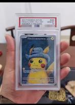 12) REPLICA 1:1 Pikachu x Van Gogh PSA 10 (2023 EN), Hobby en Vrije tijd, Verzamelkaartspellen | Pokémon, Ophalen of Verzenden