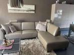 Zetel taupe met 2 bijhorende sierkussens, Huis en Inrichting, Ophalen