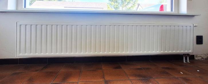 Radson paneelradiator Integra Flex L1950xH450, Doe-het-zelf en Bouw, Verwarming en Radiatoren, Zo goed als nieuw, Ophalen