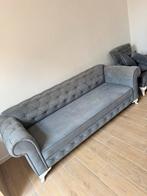 Stijlvolle Grijze Sofa te Koop – In Zeer Goede Staat!, Huis en Inrichting, Ophalen, Zo goed als nieuw, Stof
