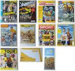 diverse Tour de France magazines + 2 parcours landkaarten, Ophalen of Verzenden