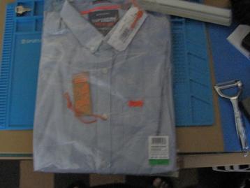 shirt beschikbaar voor biedingen