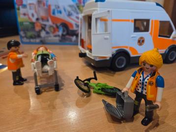 Playmobil 70049 – Ambulance met verplegers – set beschikbaar voor biedingen