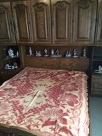 Gratis mooie slaapkamer  veel kasten op hoet vorm, Huis en Inrichting, Kasten | Kleerkasten, Ophalen