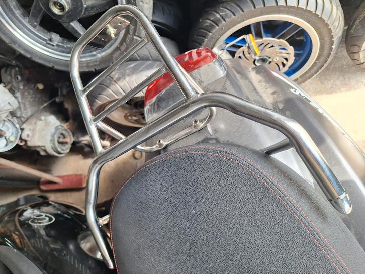 Achterrek neco 50cc scooter, Fietsen en Brommers, Brommeronderdelen | Algemeen, Carburateur, Ophalen of Verzenden