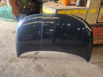 Motorkap van een Fiat 500e (230) beschikbaar voor biedingen