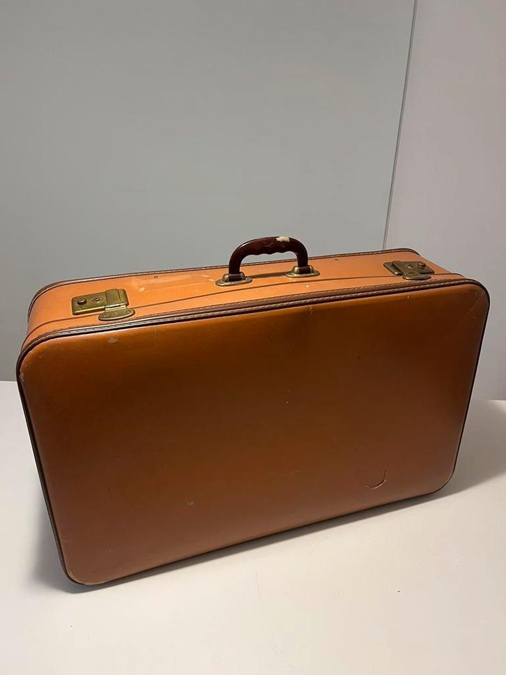 Grote bruine vintage valies, Handtassen en Accessoires, Koffers, Gebruikt, 60 tot 70 cm, 35 tot 45 cm, Ophalen