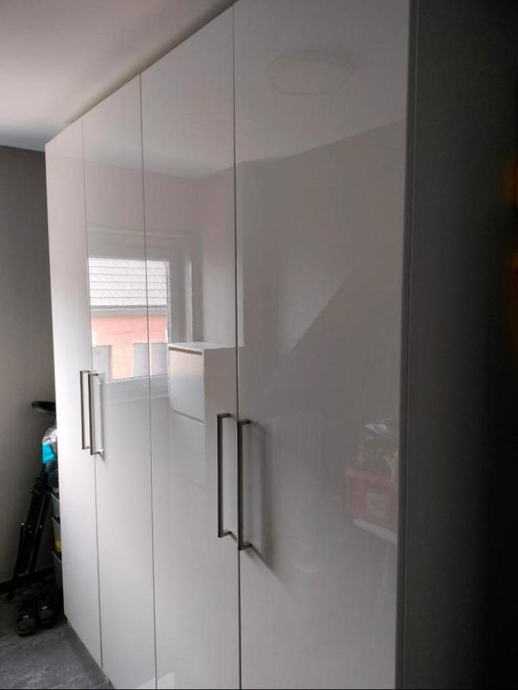 Ikea Pax deur hoogglans voor kast van 236 hoog - 2 beschikbr, Doe-het-zelf en Bouw, Deuren en Vliegenramen, Zo goed als nieuw
