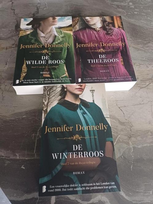 Jennifer Donnelly - De winterroos 3 boeken, Boeken, Literatuur, Zo goed als nieuw, Ophalen of Verzenden