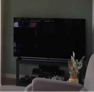 Tv-meubel beschikbaar voor biedingen