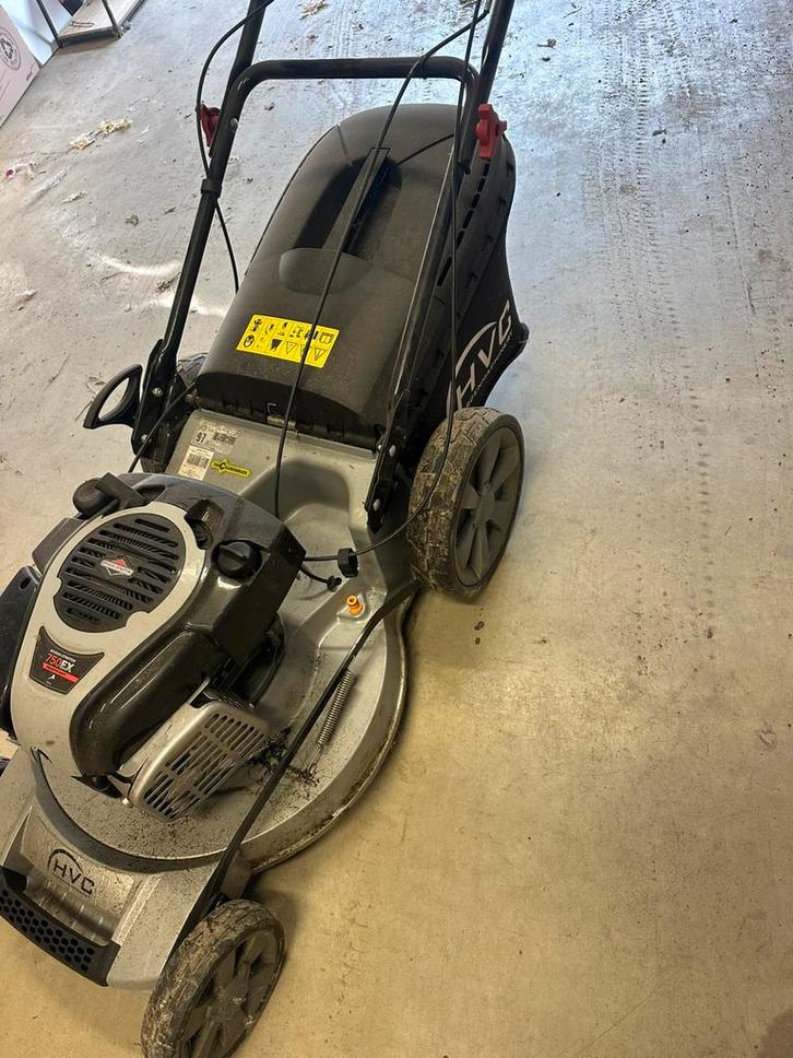 Lot de 2 tondeuses à gazon – À réparer, Jardin & Terrasse, Tondeuses à gazon, Comme neuf, Enlèvement