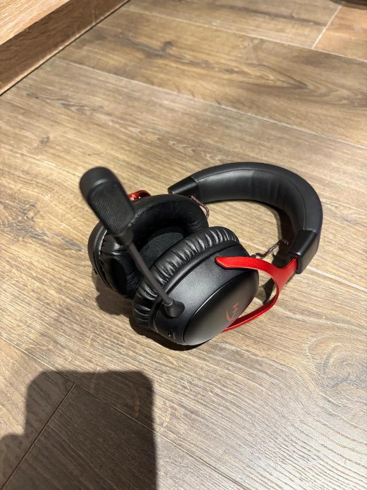 HyperX Cloud III S Wireless - Gaming Headset - Draadloos, Computers en Software, Headsets, Zo goed als nieuw, Over-ear, Draadloos