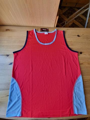 sport shirt rood beschikbaar voor biedingen