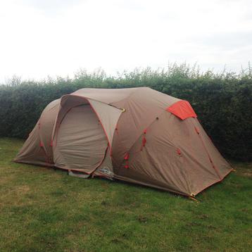 quechua second family 4.2 gooi tent beschikbaar voor biedingen