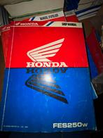 Workshopmanual Honda FES 250 1998-. Silver Wing in ENGELS, Motoren, Ophalen of Verzenden, Honda