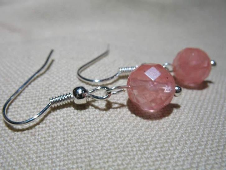 Oorringen: 8 mm parel: water melon, Handtassen en Accessoires, Oorbellen, Nieuw, Hangers, Overige materialen, Roze, Met edelsteen