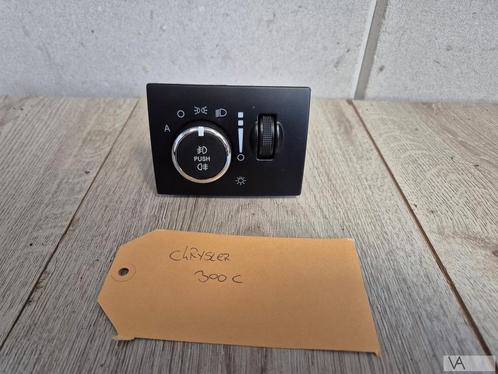 Chrysler 300c 300 c 2004 - 2010 lichtschakelaar €30, Auto-onderdelen, Dashboard en Schakelaars, Chrysler, Gebruikt, Ophalen of Verzenden