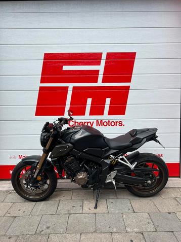 Honda CB650R - 2022 - 14.500 KM - 1j garantie beschikbaar voor biedingen