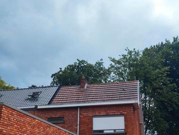 Gratis op te halen: Rode dakpannen!  beschikbaar voor biedingen