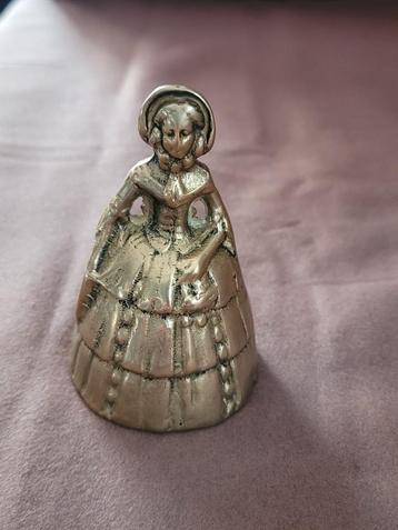 Bronzen bel voor dames beschikbaar voor biedingen