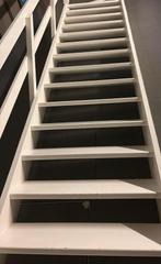 Beuken witgeverfde trap, Doe-het-zelf en Bouw, Ladders en Trappen, Ophalen, Zo goed als nieuw, Trap