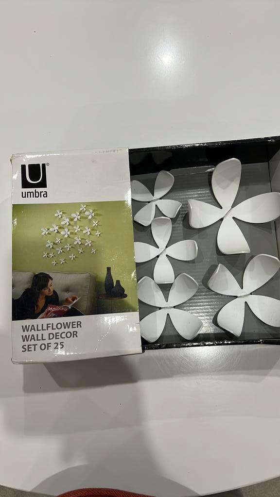 Décoration mural umbra, Maison & Meubles, Accessoires pour la Maison | Étagères murales & Rayons de bibliothèque, Enlèvement