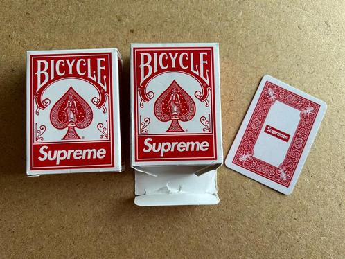 Jeu de cartes à jouer Supreme * Bicycle mini (2 jeux), Collections, Cartes à jouer, Jokers & Jeux des sept familles, Neuf, Enlèvement ou Envoi