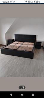 Boxspring met schuiven, lattoflexen en twee nachttafels, Huis en Inrichting, Ophalen