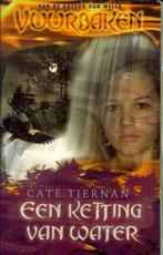 een ketting van water (2323), Boeken, Ophalen of Verzenden, Nieuw, Cate Tiernan, Fictie