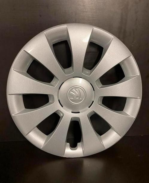 1 Skoda Fabia octavia roomster scala 15" wieldop, Auto diversen, Wieldoppen, Zo goed als nieuw, Ophalen of Verzenden