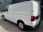 Volkswagen T6 Transporter Automaat - Slechts 57000 km - 2801, Auto's, Gebruikt, 4 cilinders, Parkeersensor, Wit