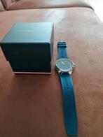 Tommy hilfiger, Enlèvement