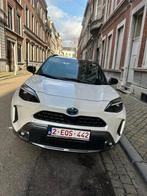 Toyota Yaris CROSS hybride 2023 blanche full option 4600 km, Autos, Achat, Particulier