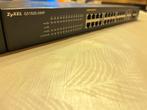 Switch ZyXEL 24 ports gigabits POE+ - smart managed, Computers en Software, Netwerk switches, Ophalen, Gebruikt