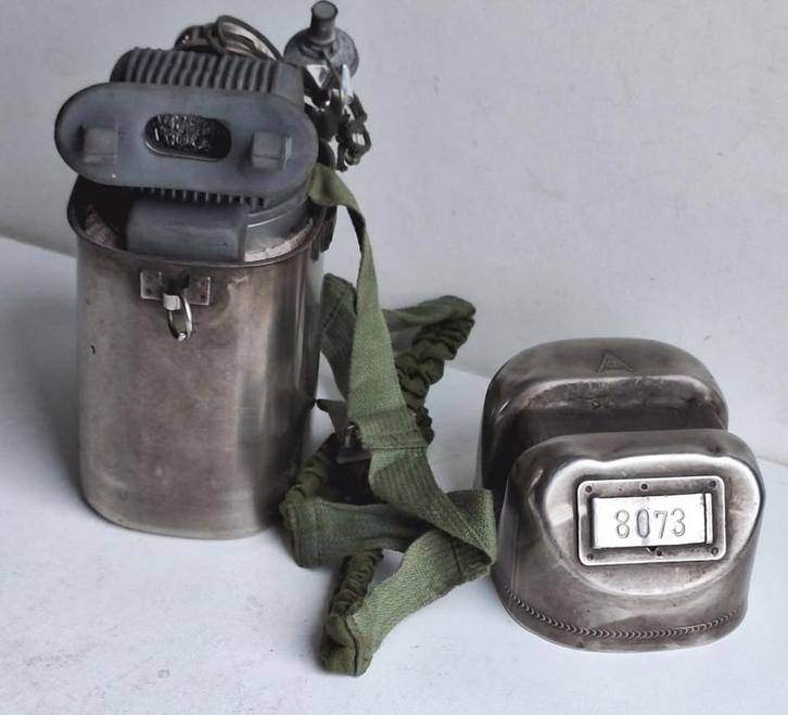 Masque - ancien filtre auto-sauveteur Auer W65 mineurs, Antiek en Kunst, Antiek | Gereedschap en Instrumenten, Ophalen of Verzenden