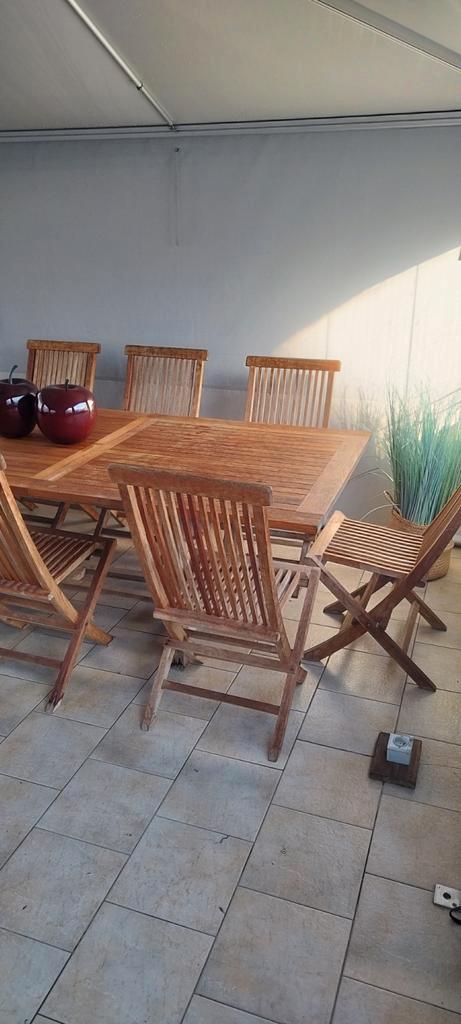 Table chaises en teck massif, Jardin & Terrasse, Ensembles de jardin, Enlèvement