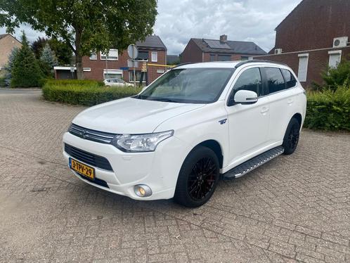 Mitsubishi Outlander 2.0 PHEV Instyle+, Auto's, Mitsubishi, Bedrijf, Outlander, ABS, Achteruitrijcamera, Bluetooth, Cruise Control