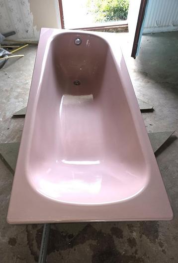 VILLEROY & BOCH LIGBAD VINTAGE beschikbaar voor biedingen