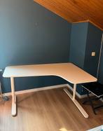 Bureau d’angle IKEA blanc BEKANT, Ophalen, In hoogte verstelbaar, Zo goed als nieuw, Bureau