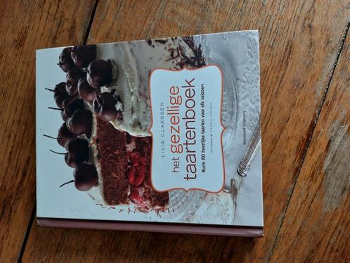 Livia Claessen - Het gezellige taartenboek, Boeken, Kookboeken, Zo goed als nieuw, Ophalen