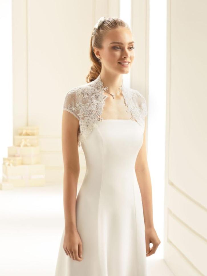 Bianco Evento E245 bolero kant maat 34, 36, Kleding | Dames, Trouwkleding en Trouwaccessoires, Nieuw, Wit, Ophalen of Verzenden