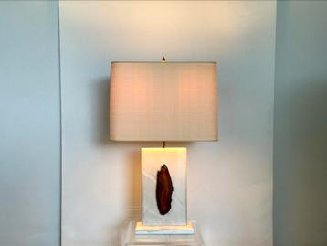 Vintage marble tablelamp met fossiel beschikbaar voor biedingen