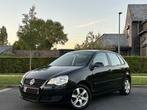 Volkswagen Polo United 1.2 essence 2009 prête à immatriculée, Auto's, Voorwielaandrijving, Stof, Zwart, 1198 cc