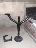 PIED DE CORDONNIER, Enlèvement